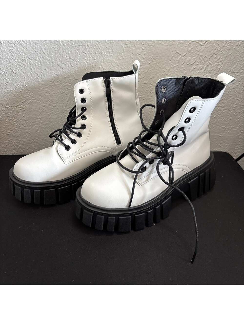 Women's White Chunky Platform Combat Boots with Side Zip 6.5